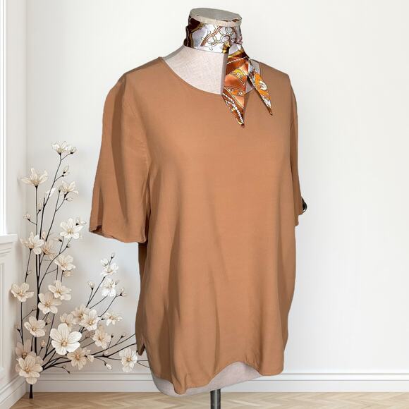EILEEN FISHER Camel Brown T Shirt Blouse Viscose Keyhole Relaxed Classic Cozy M. - Picture 1 of 9
